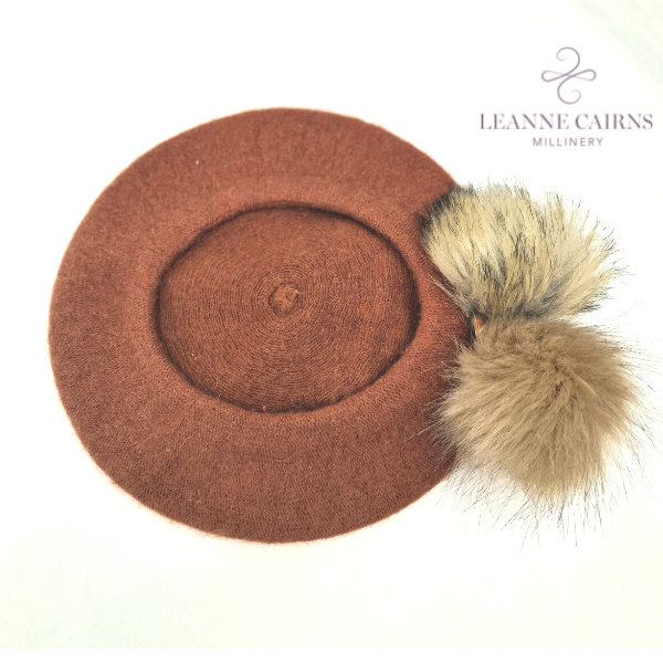 24-Pack Wool French Berets – Pumpkin-Shape Solid Color Artist Hats For Women, Fall Winter Fashion Accessories